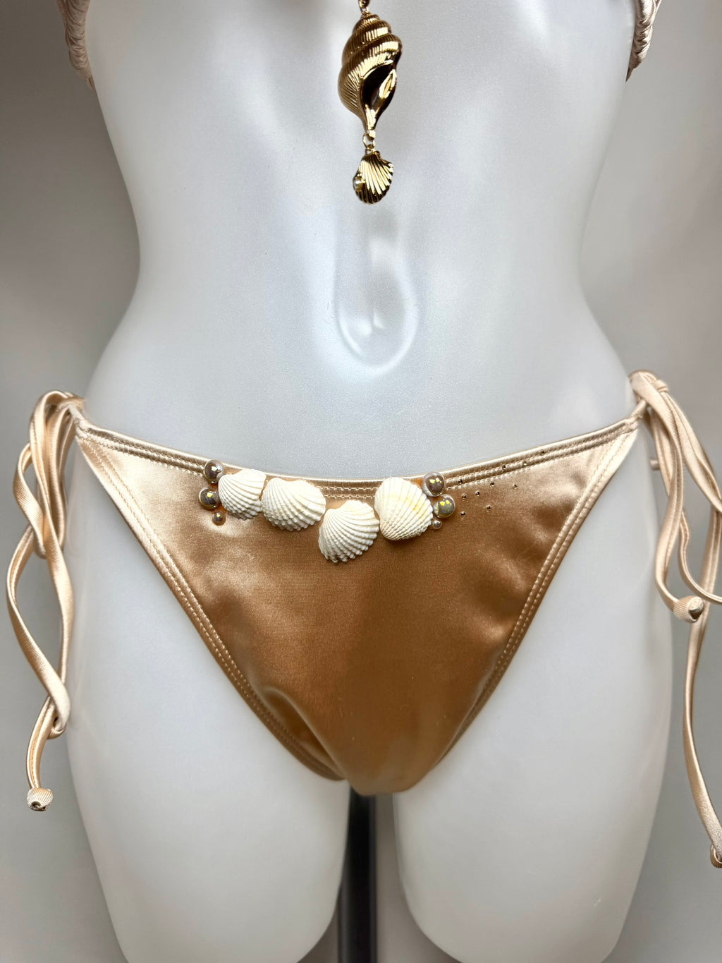 Alani bikini