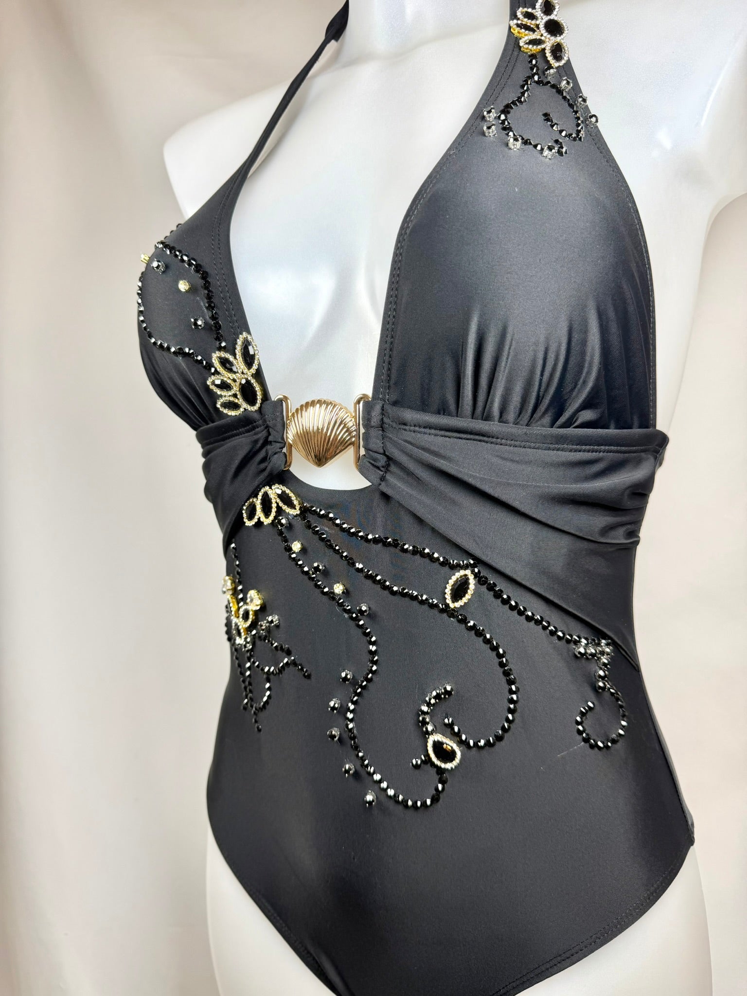 Anabella swimsuit