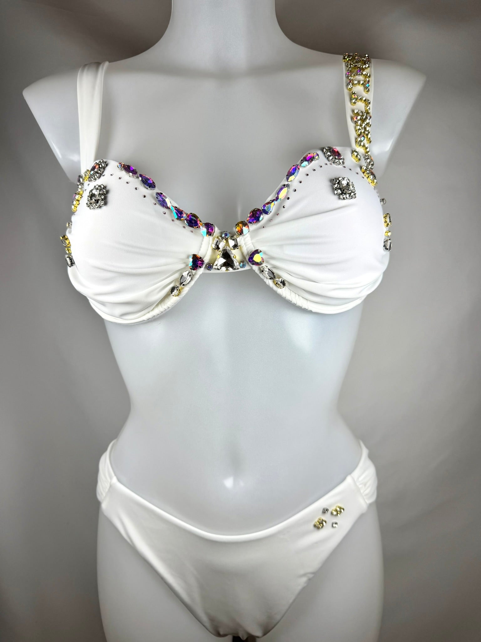 Eve bikini